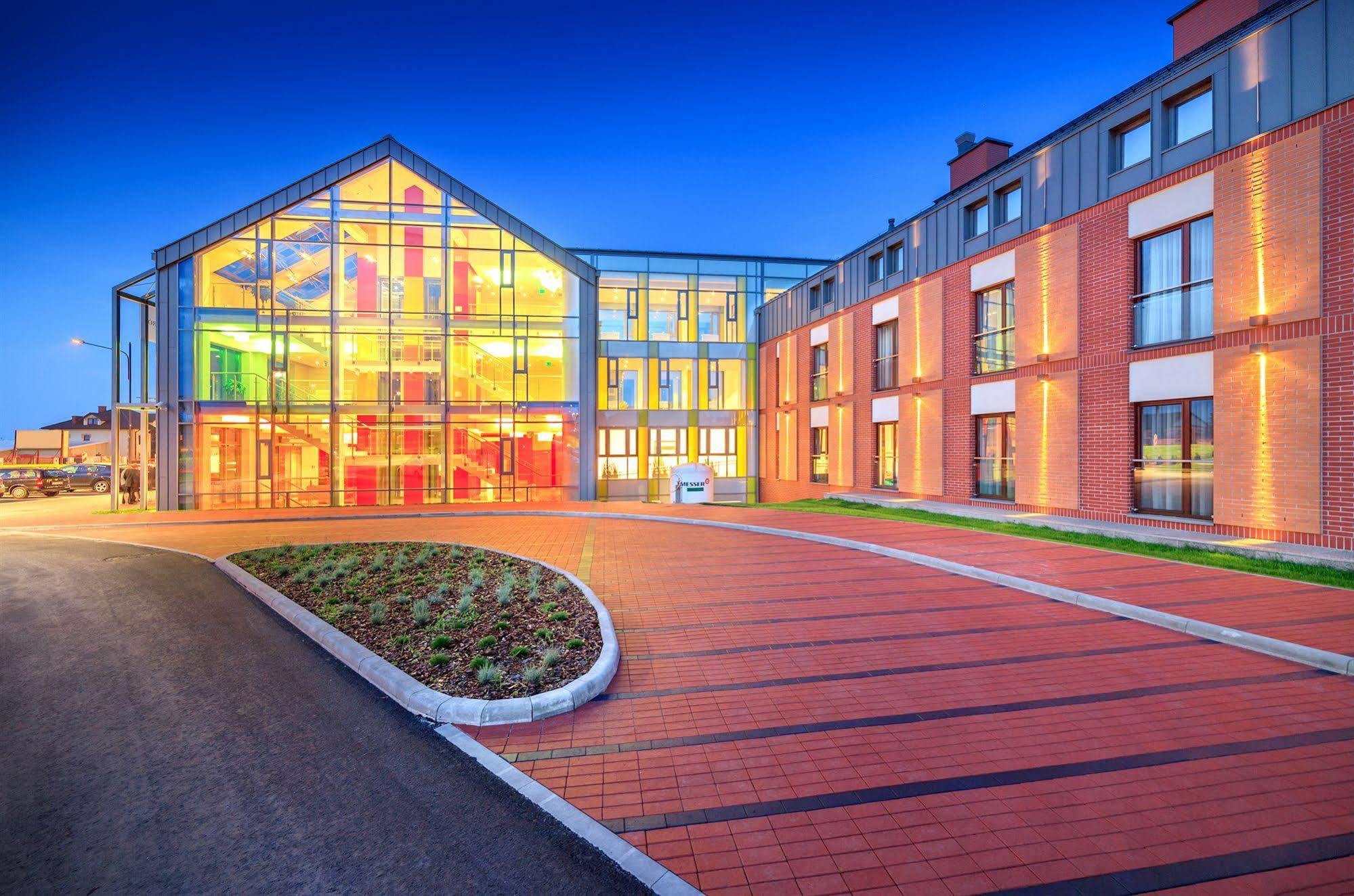Sloneczny Zdroj Medical Spa & Wellness Бусько-Здруй Екстер'єр фото